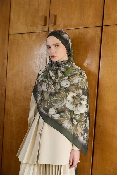 Winter Bloom Qupra Şal 30001