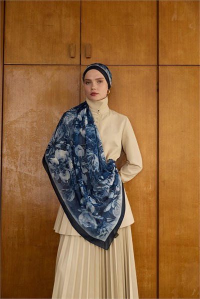 Winter Bloom Qupra Şal 30001