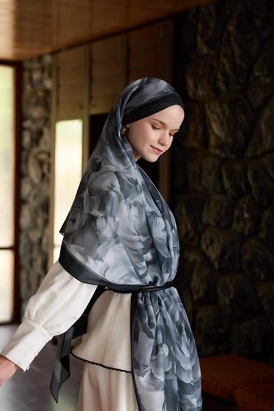 Winter Bloom Qupra Şal 30002