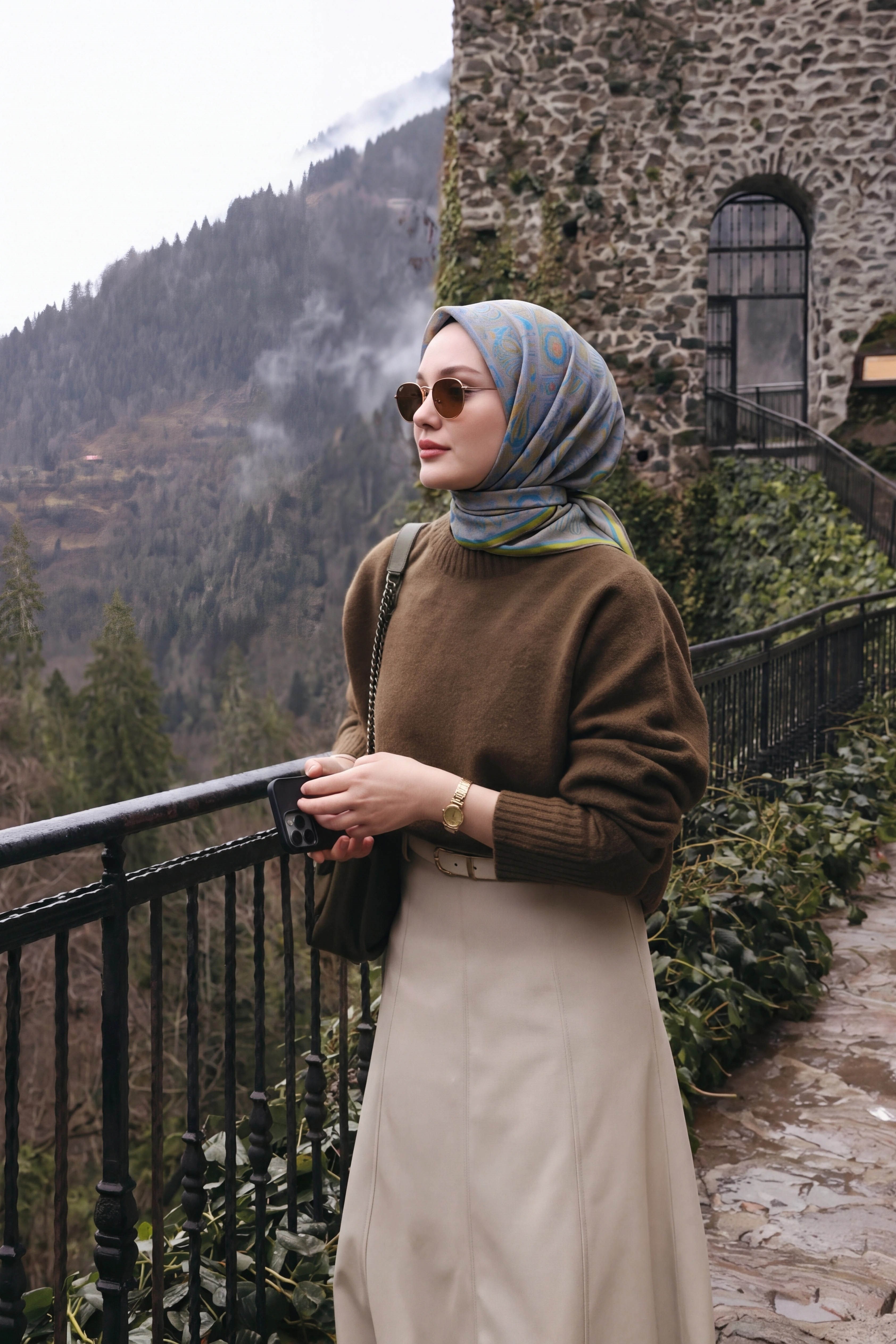 73165-12Soft Eşarp Etnik Mavi Gri
