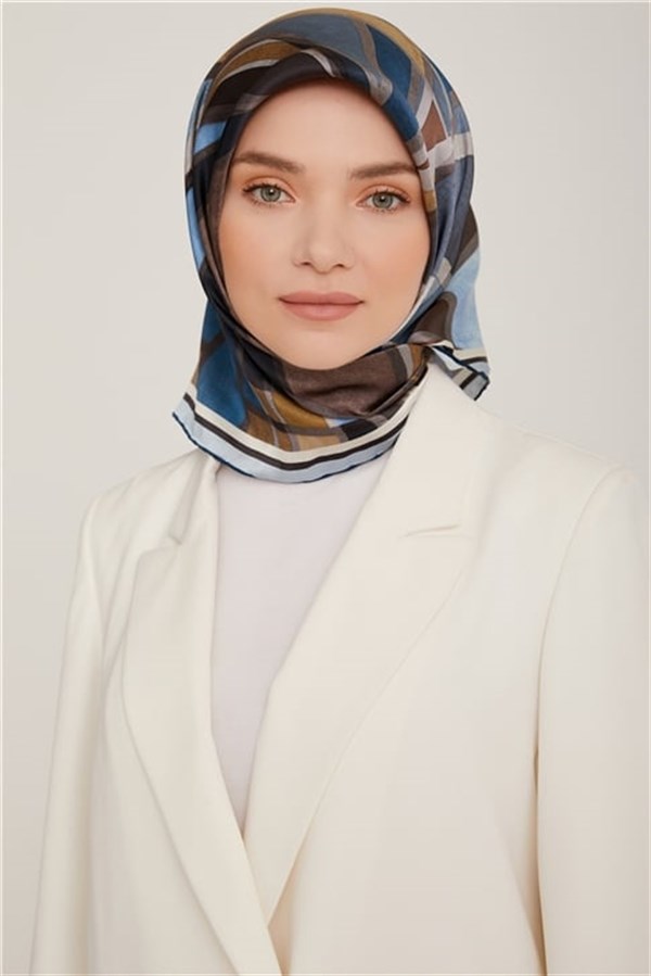 Armine Sura İpek Eşarp 22Ka8843 3 38