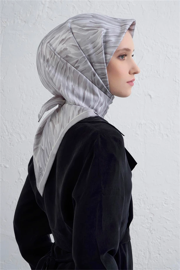 Armine Sura İpek Eşarp 9435-41