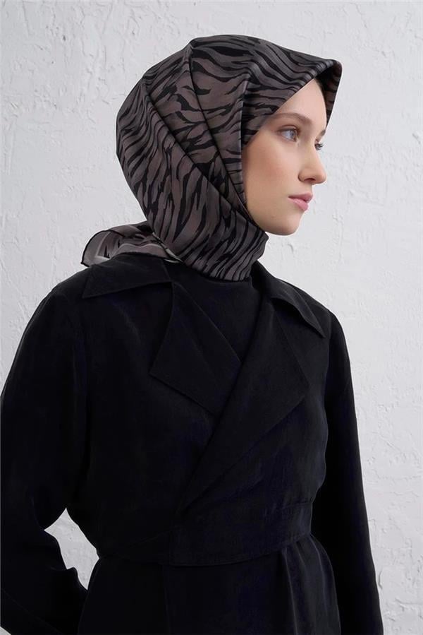 Armine Sura İpek Eşarp 9435-43