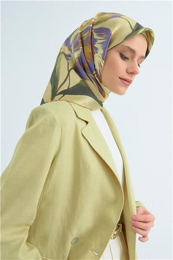 Armine Yeni Sezon 2026 Saf İpek Sura Eşarp 9506D 01