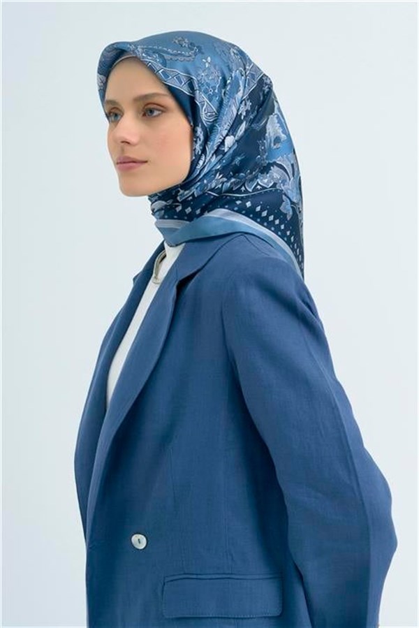 Armine Yeni Sezon 2026 Saf İpek Twill Eşarp 9535D 81