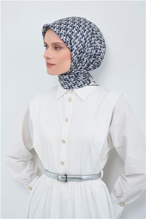 Armine Yeni Sezon 2026 Saf İpek Twill Eşarp 9556D 81