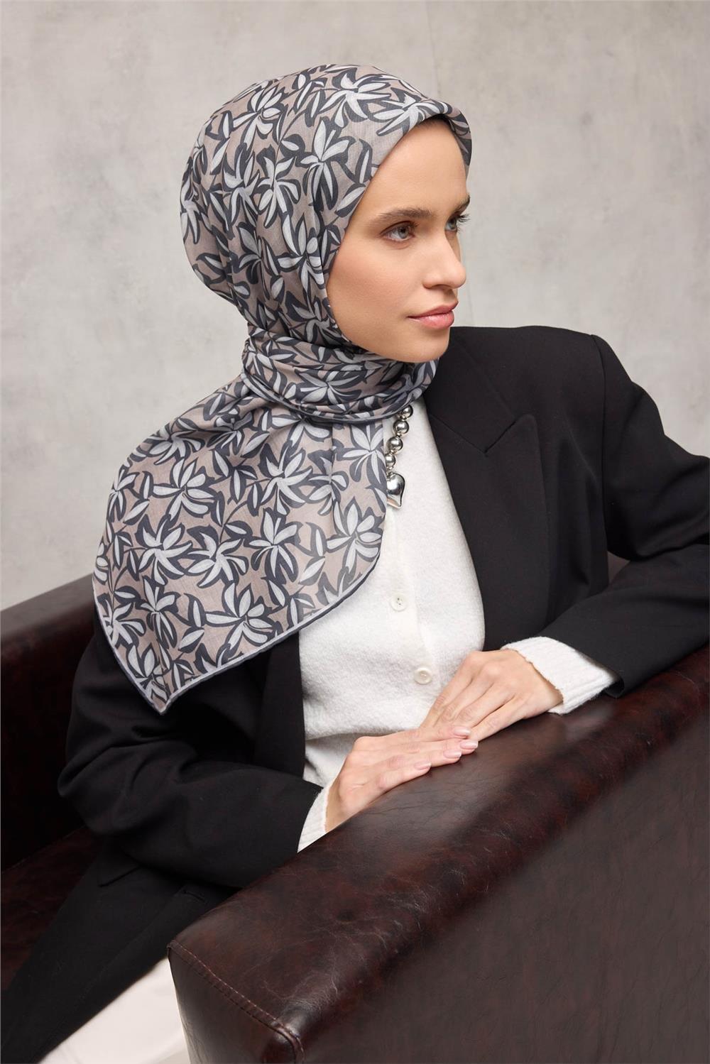 Pamuk Polyester Soft Eşarp Flora Desen Bej 90*90