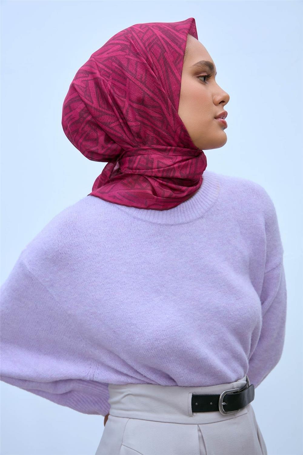 Pamuk Polyester Soft Eşarp Pembe Geometrik Desen 90*90