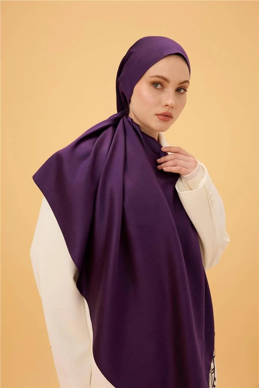 Patlıcan Mor Düz Çift Taraflı İpek Şal Modeli