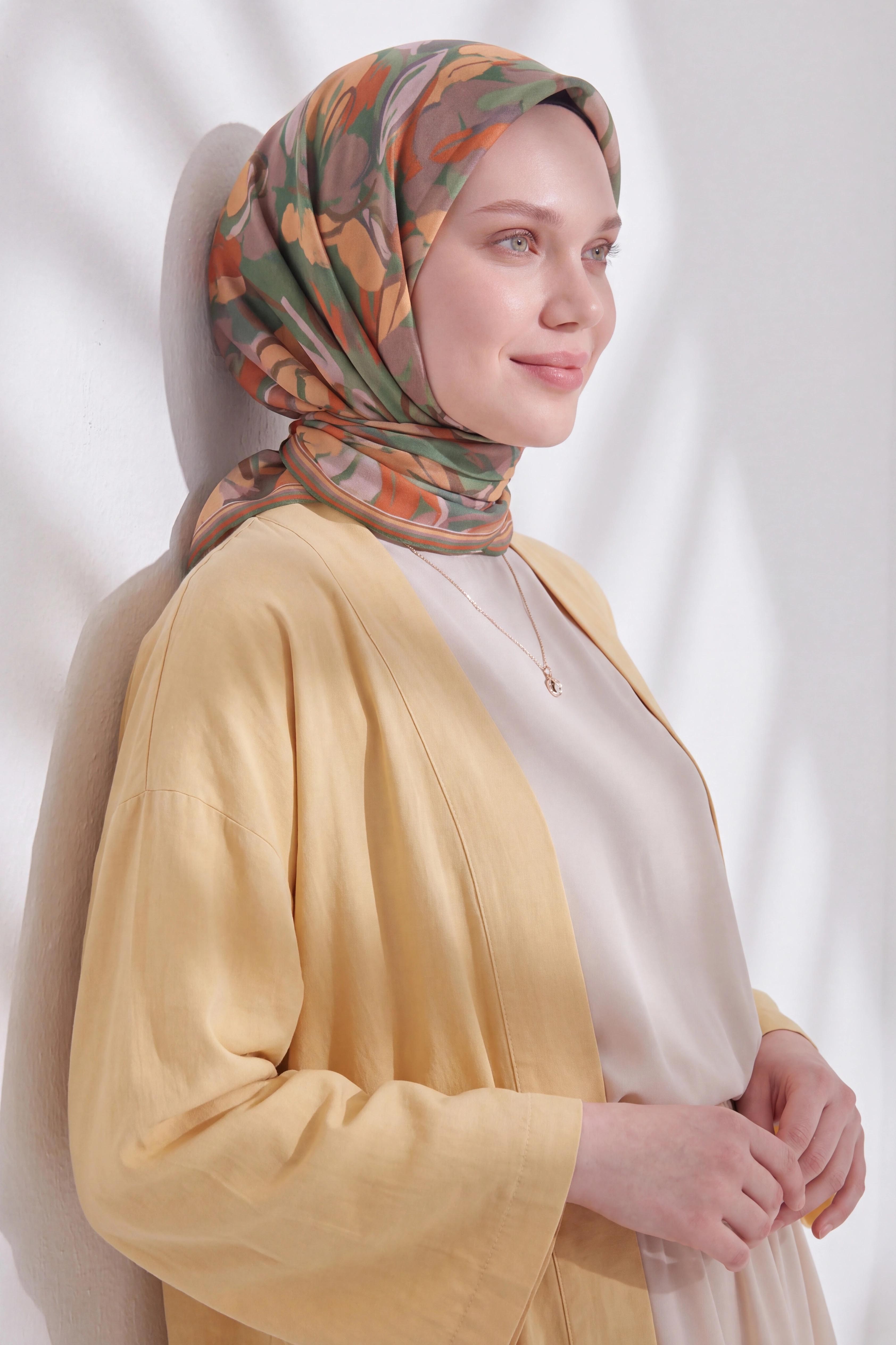 Soft Eşarp Painterly Floral Yeşil