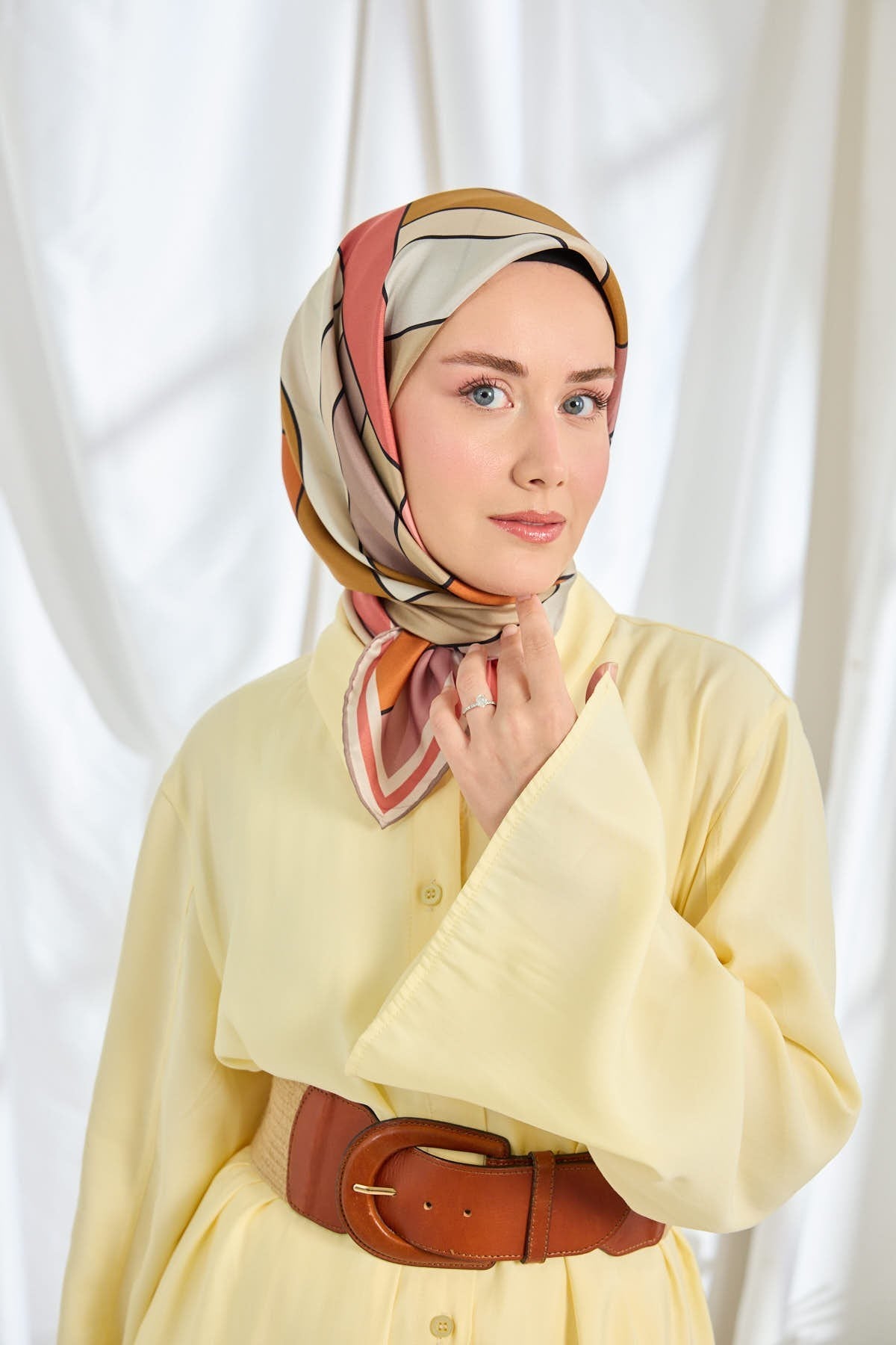Twill İpek Eşarp Mid-Century Gülkurusu
