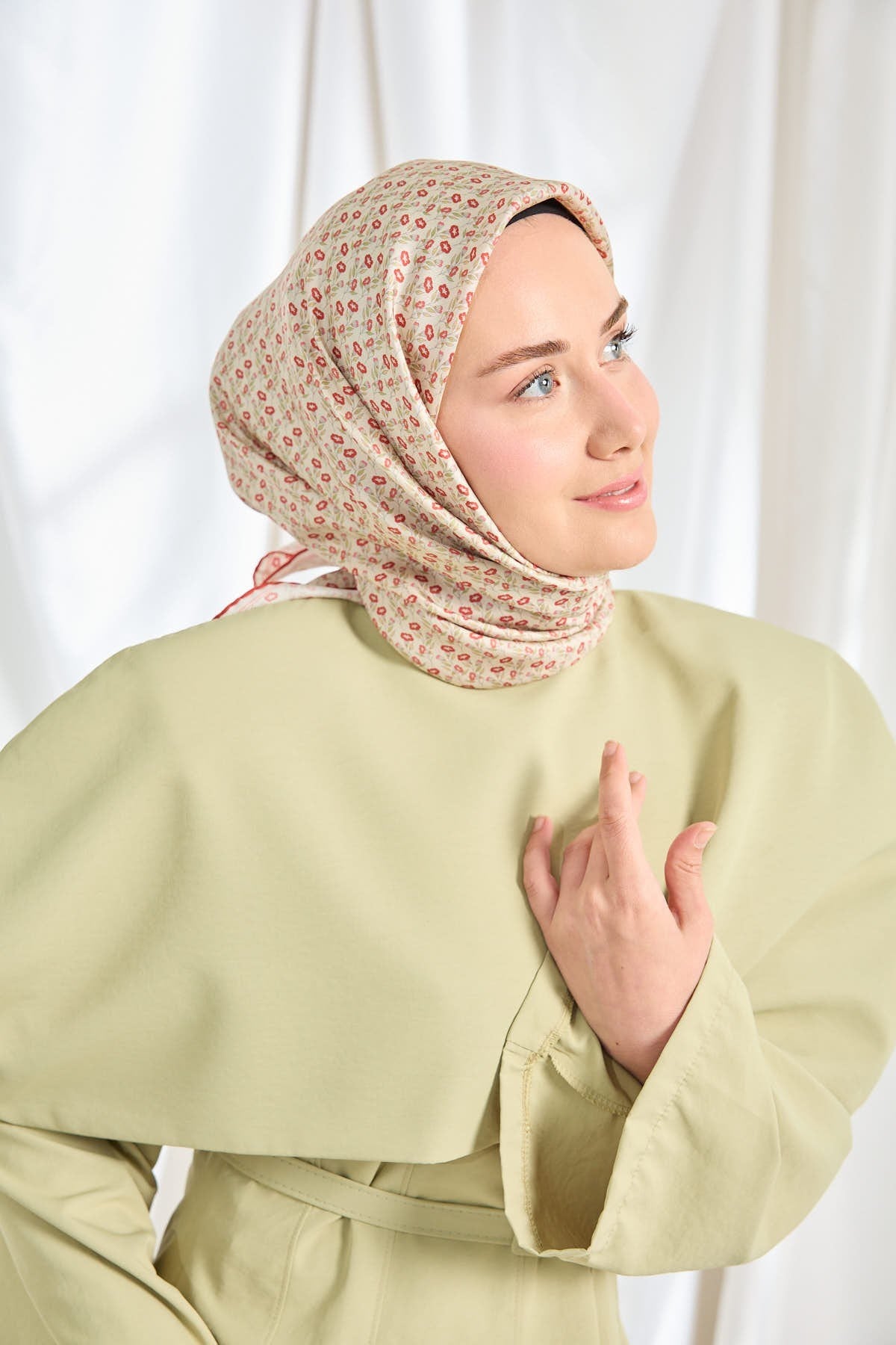 Twill İpek Eşarp Mini Bouquet Krem