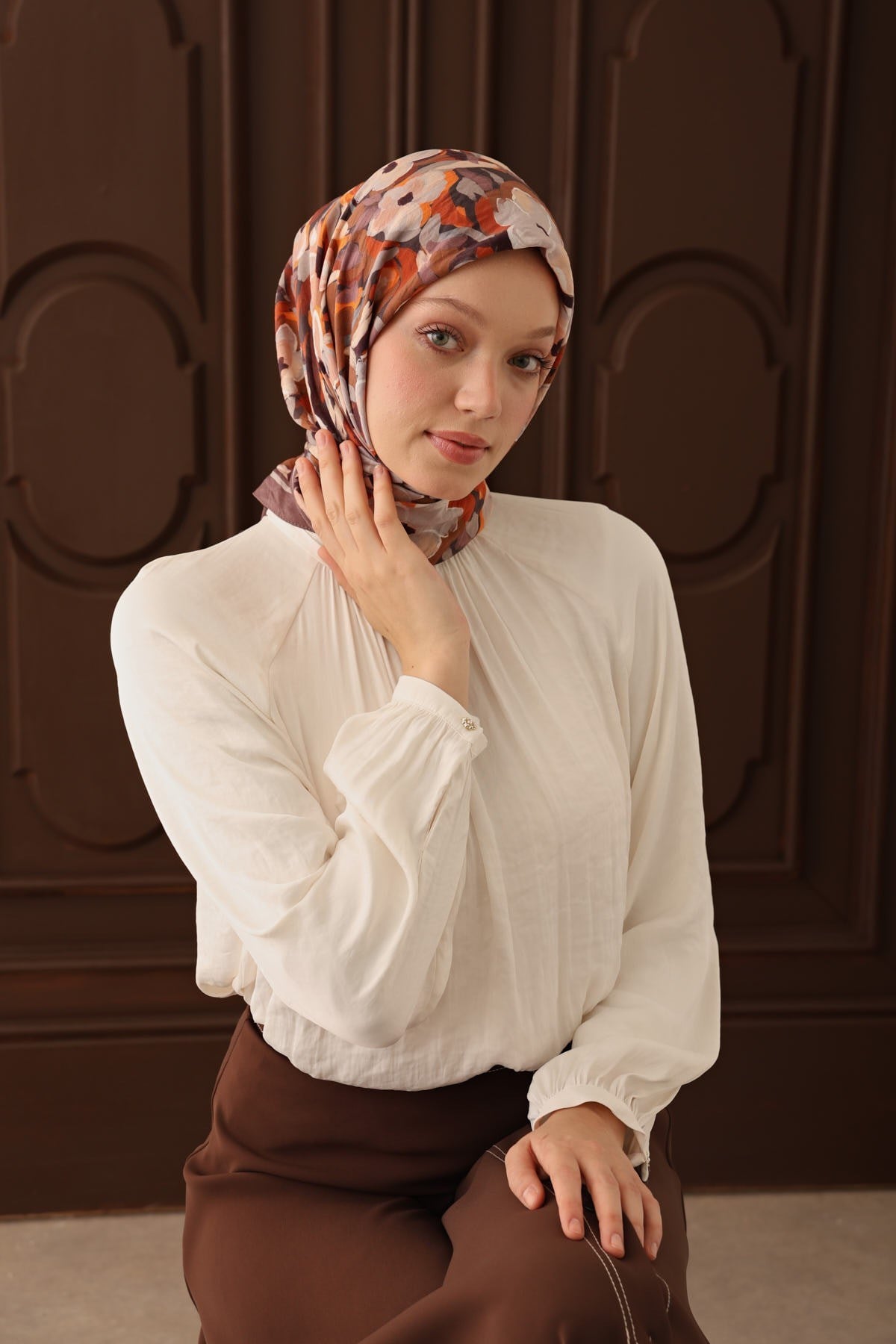 Velora Eşarp Flower Koyu Vizon