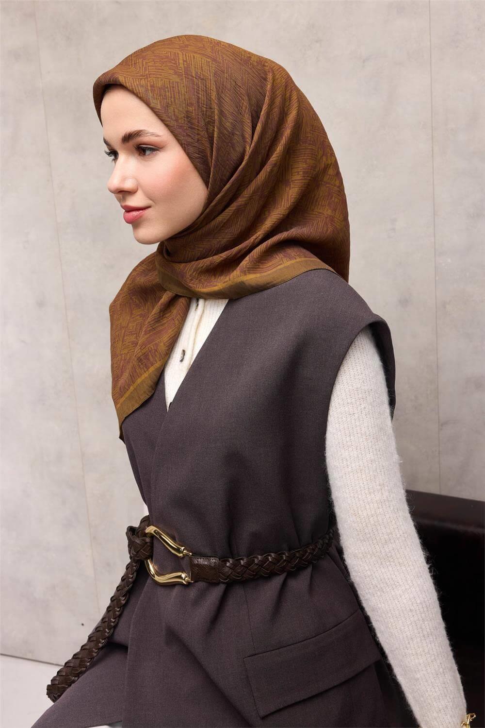 Viskon Velora Eşarp Dört Mevsim Labirent Desen Yağ Yeşili 90x90