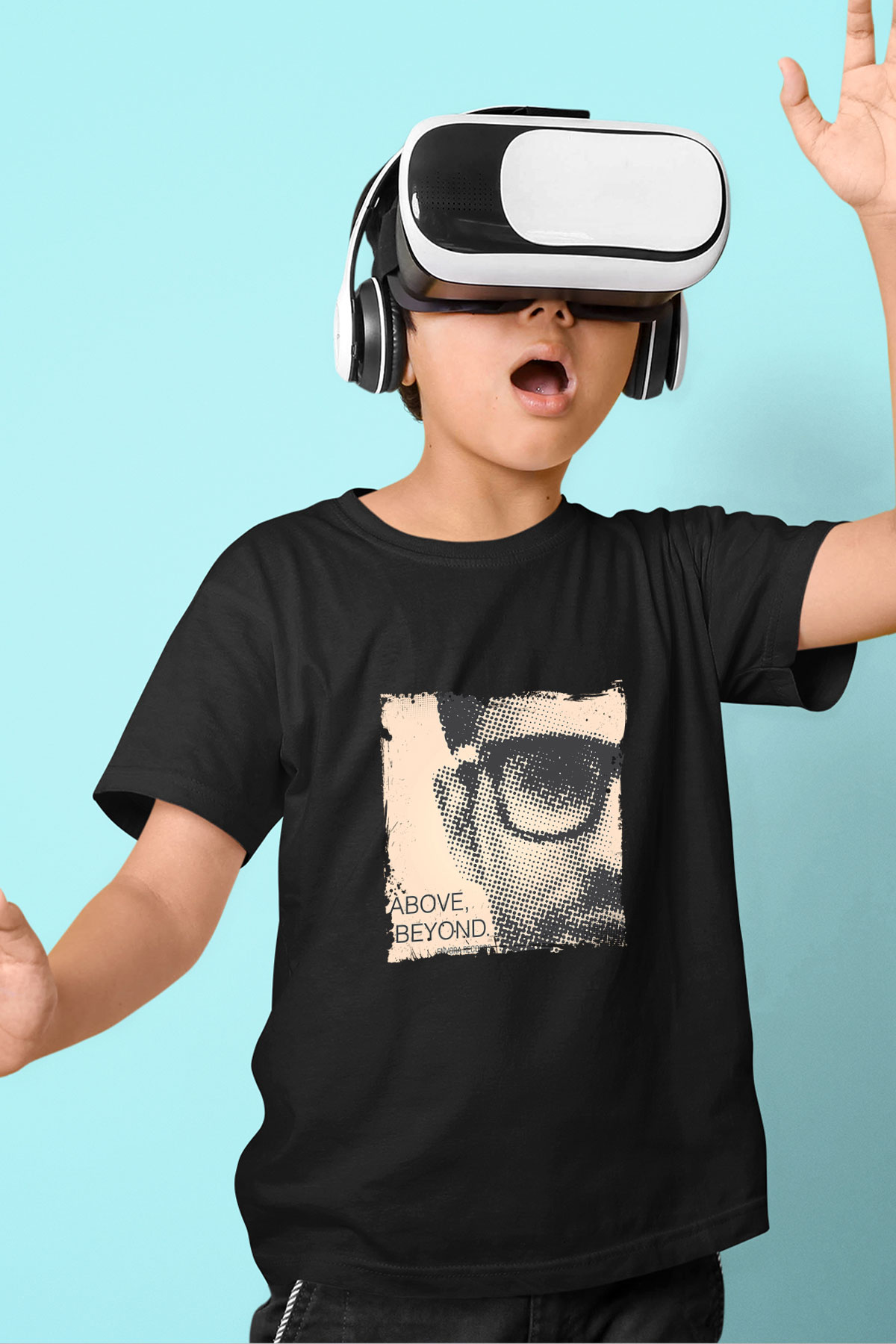 Above and Beyond Baskılı Unisex Siyah Çocuk Tişört