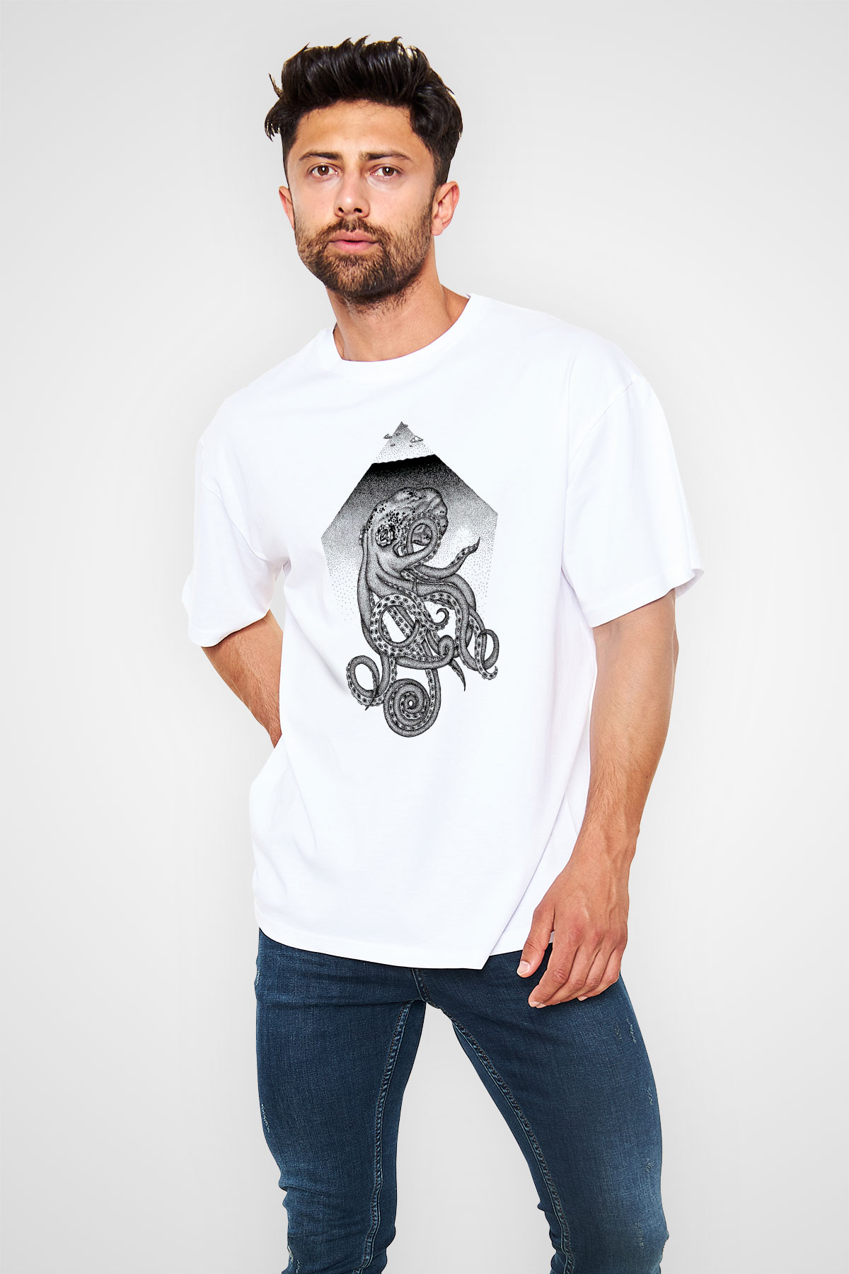 Ahtapot Baskılı Beyaz Unisex Oversize Tişört - Tshirt