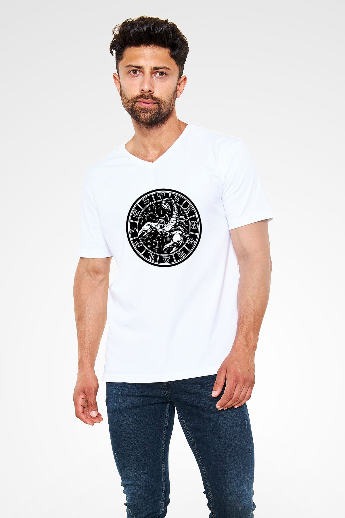 Akrep Burcu Baskılı Beyaz Unisex V Yaka Tişört - Tshirt