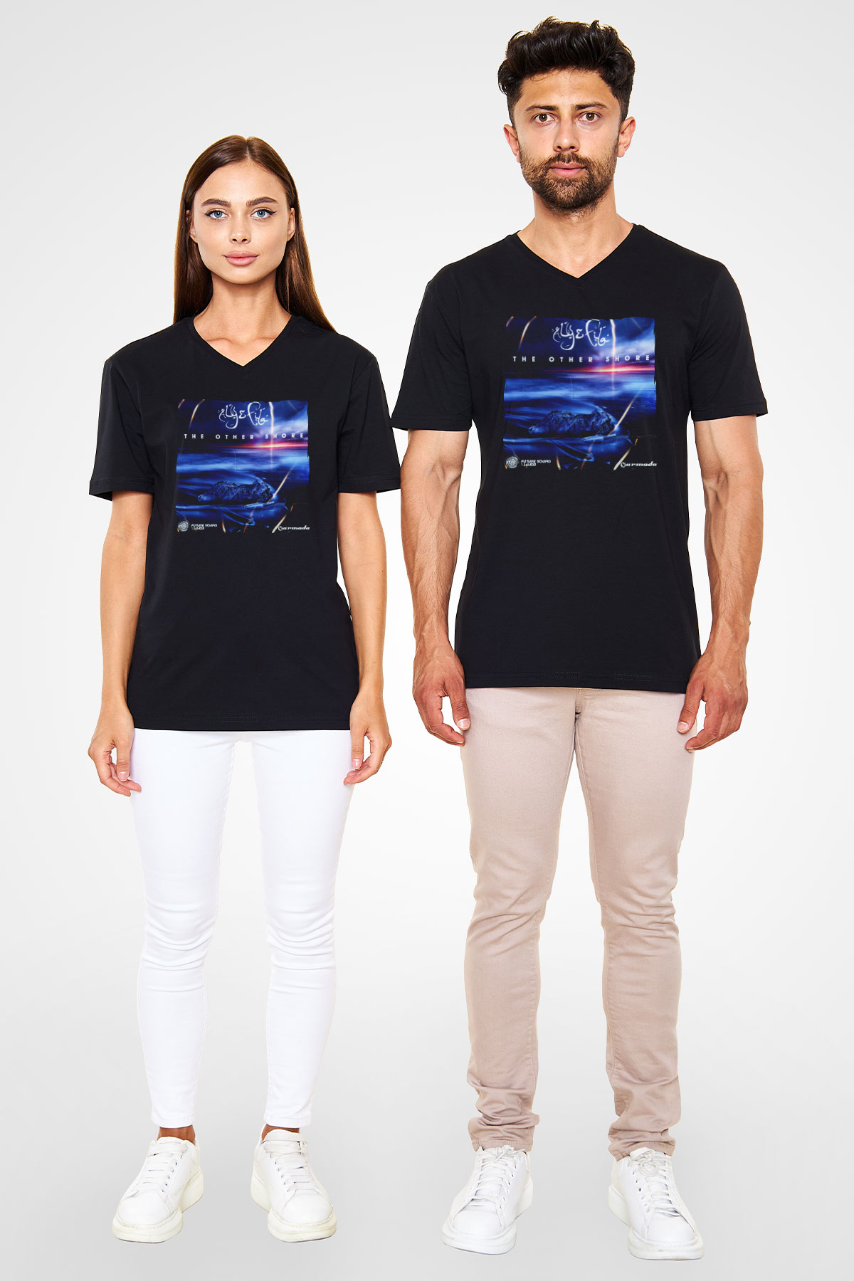 Aly & Fila Siyah Unisex V Yaka Tişört