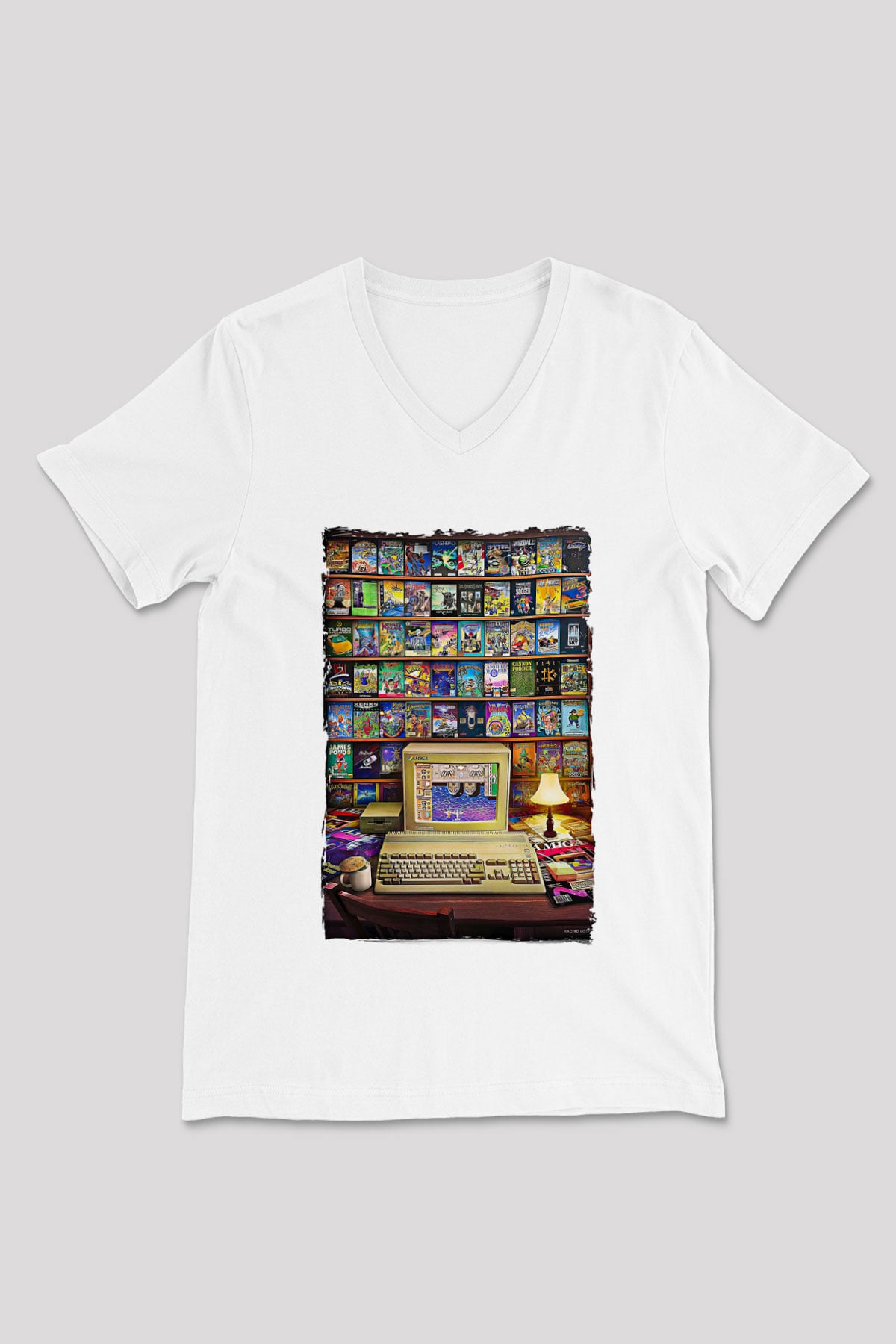 Amiga 500 Baskılı Beyaz Unisex V Yaka Tişört - Tshirt