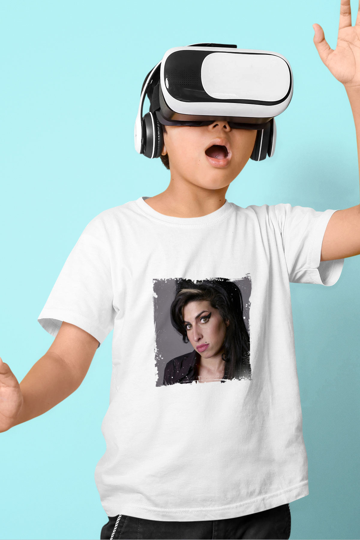 Amy Winehouse Baskılı Unisex Beyaz Çocuk Tişört
