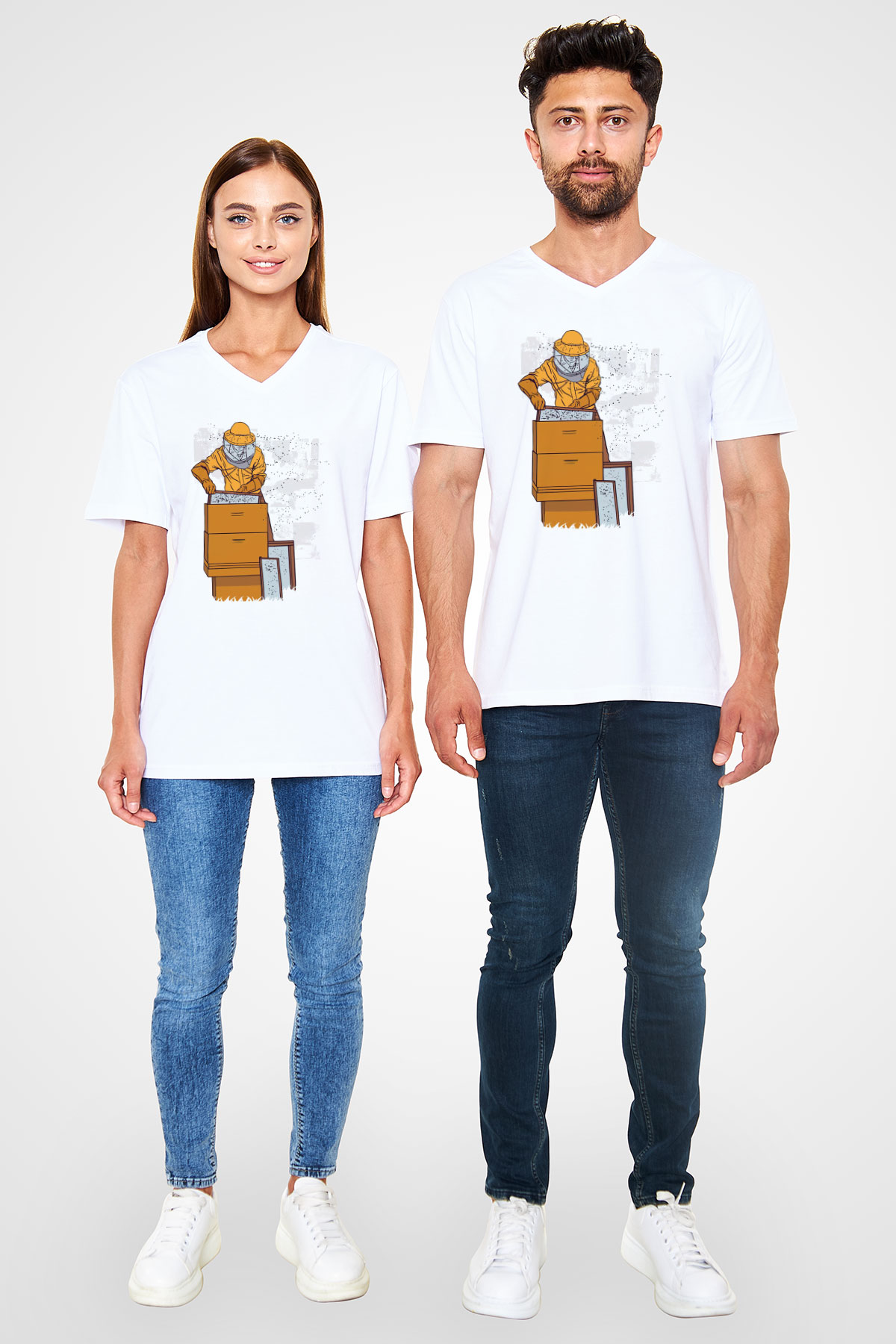 Arıcı Beyaz Unisex V Yaka Tişört