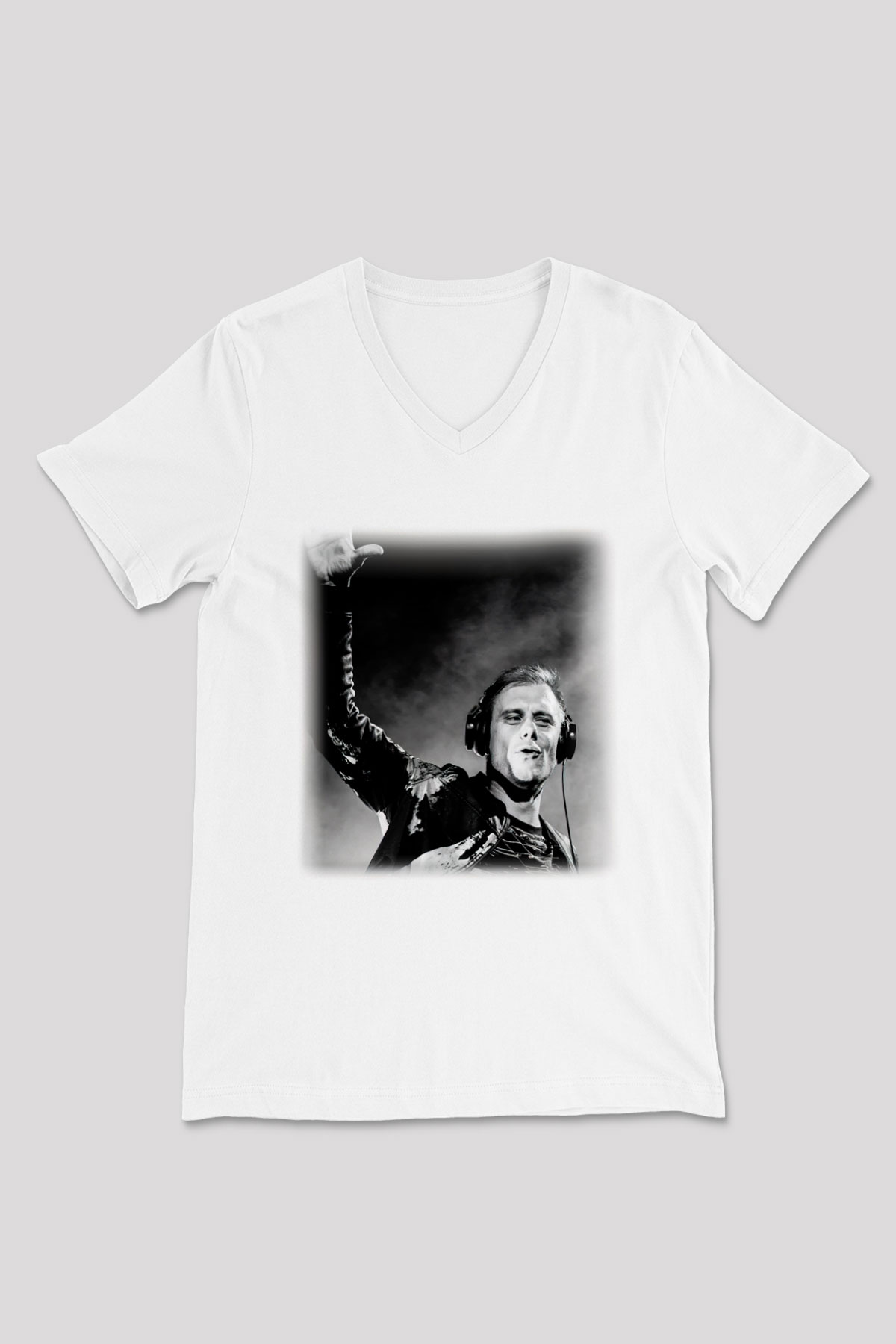 Armin Van Buuren Beyaz Unisex V Yaka Tişört T-Shirt