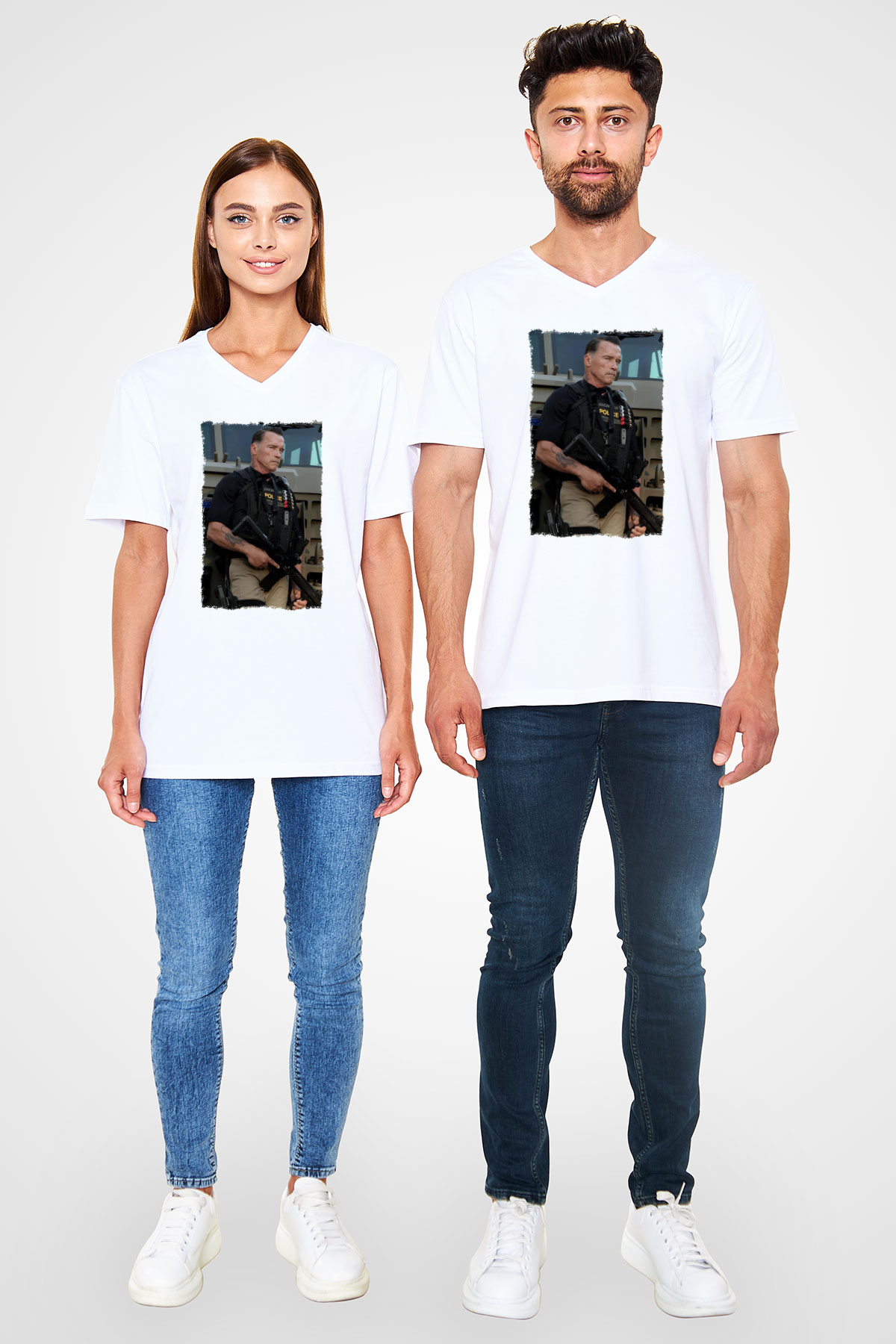 Arnold Schwarzenegger Beyaz Unisex V Yaka Tişört