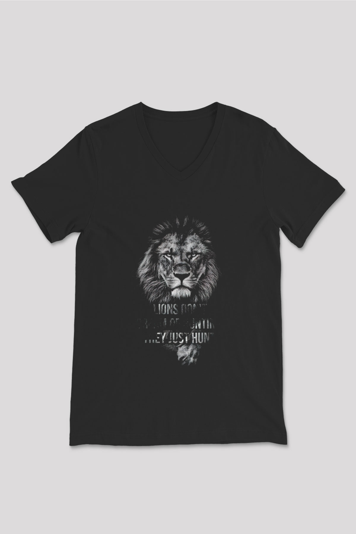 Aslan Siyah Unisex V Yaka Tişört