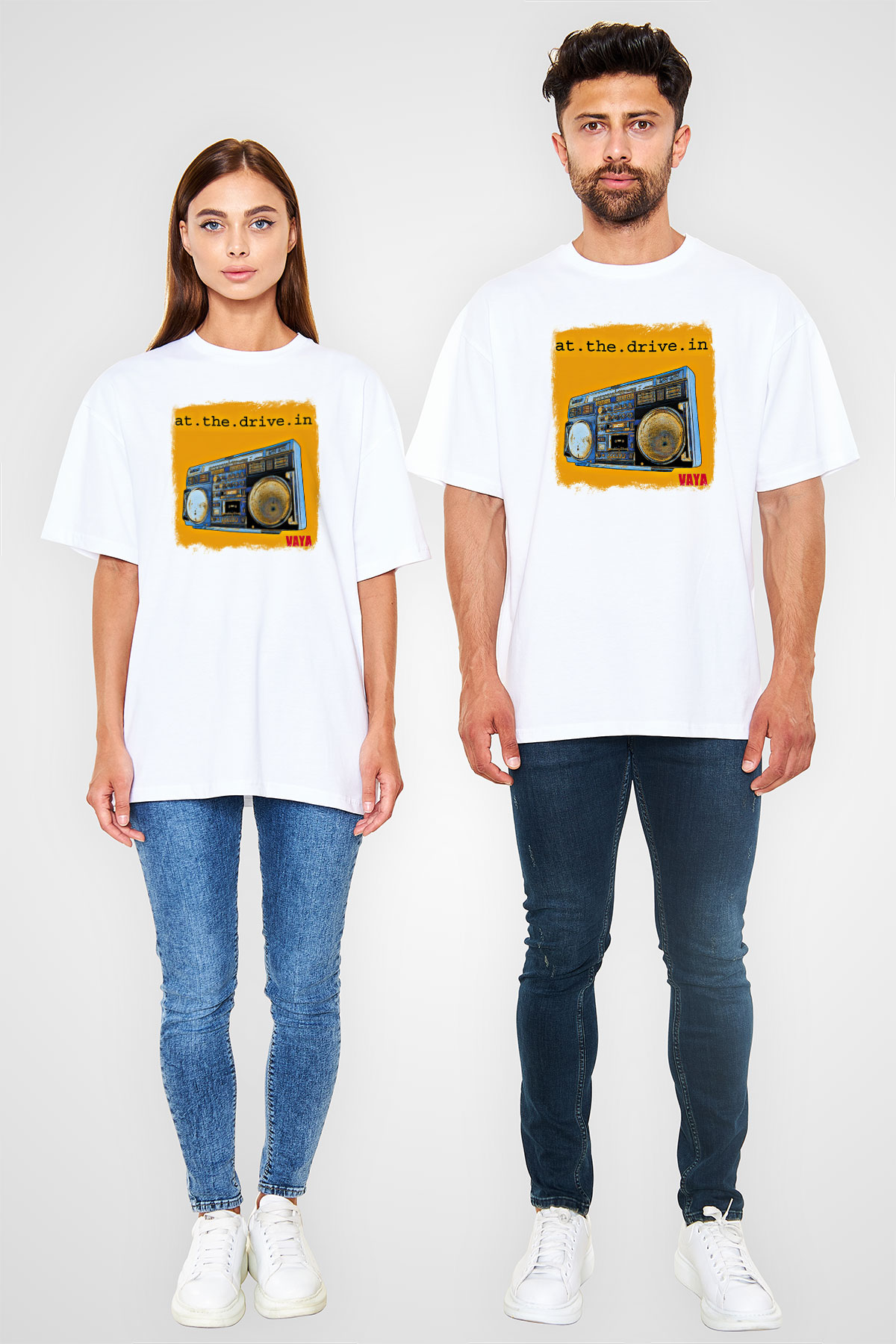 At the Drive-In Baskılı Unisex Beyaz Oversize Tişört