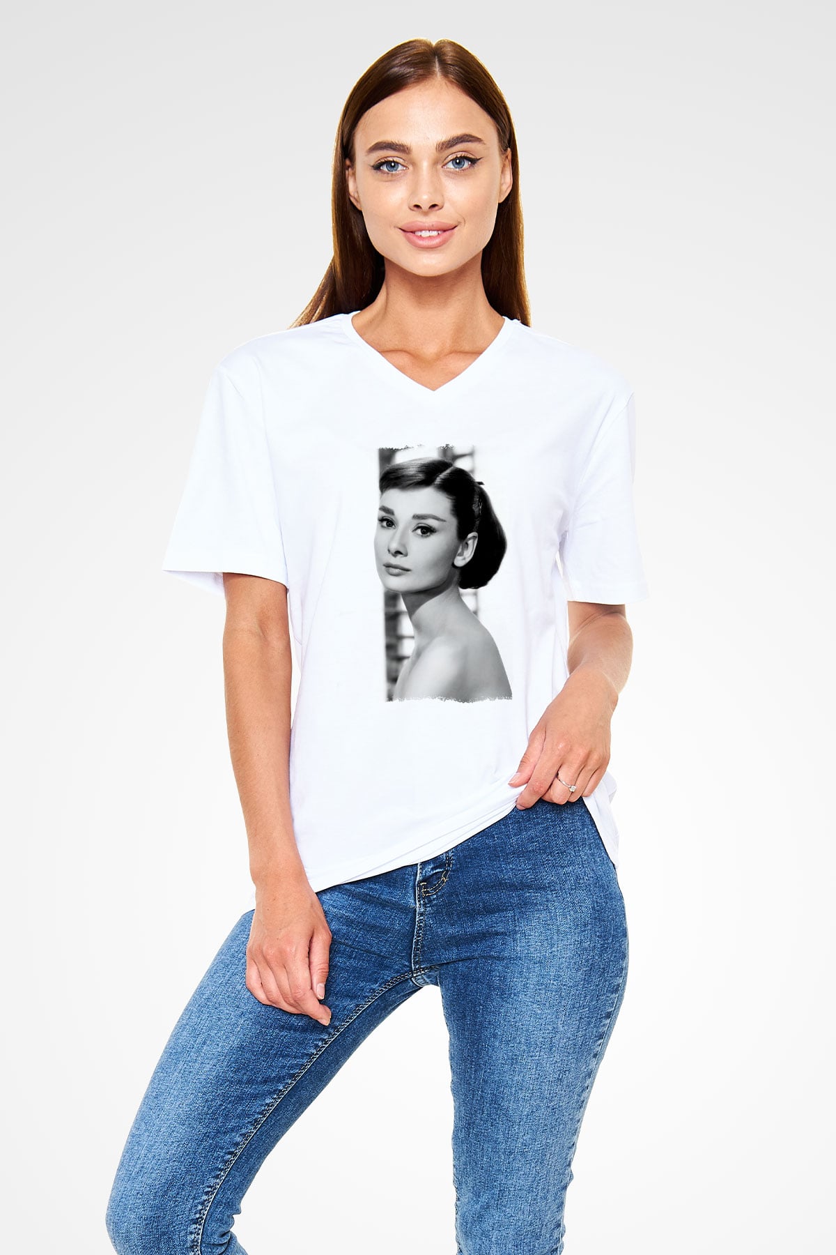 Audrey Hepburn Beyaz Unisex V Yaka Tişört