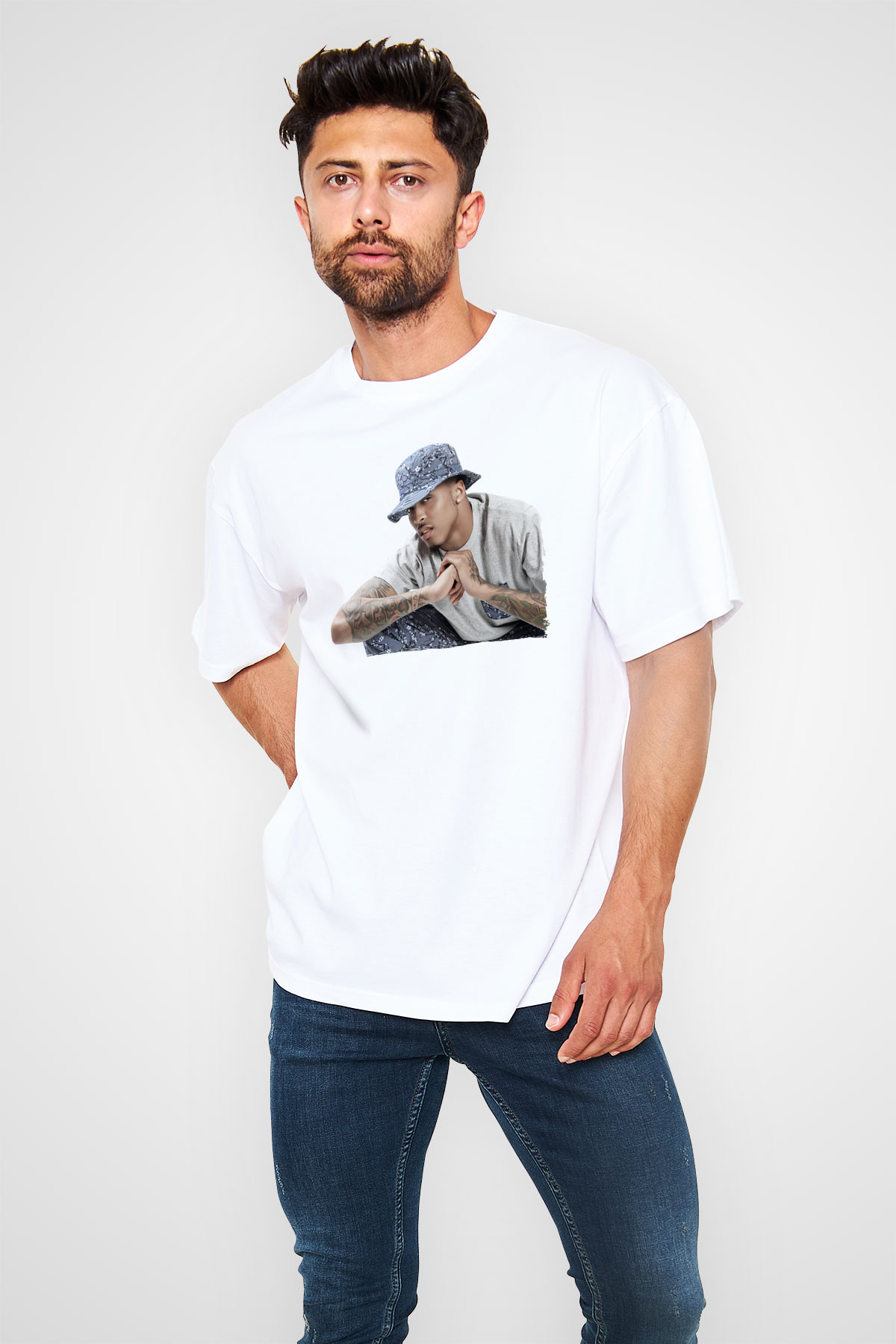 August Alsina Beyaz Oversize Tişört Oversize T-shirt - TişörtFabrikası