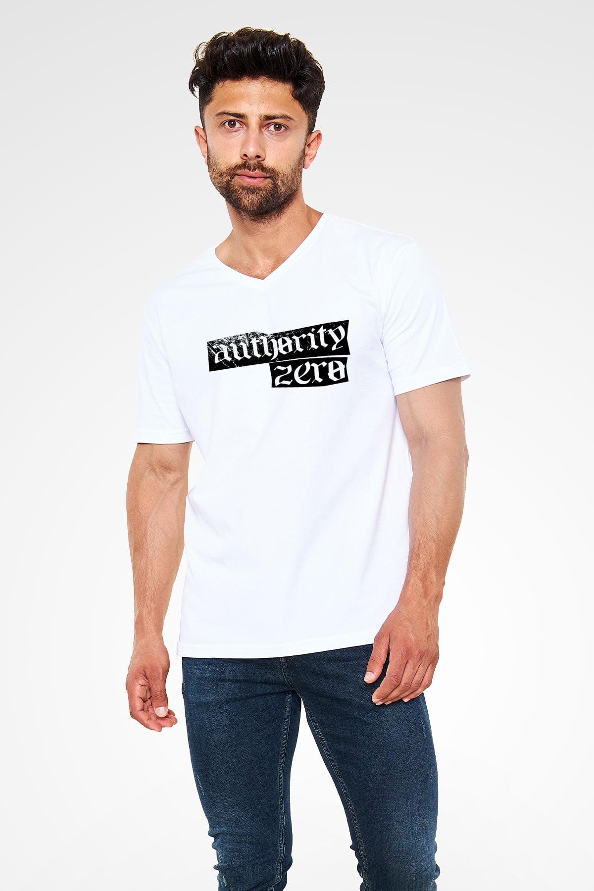 Authority Zero Beyaz Unisex V Yaka Tişört