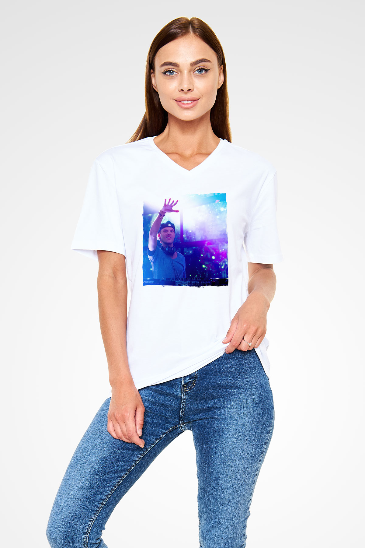 Avicii Beyaz Unisex V Yaka Tişört