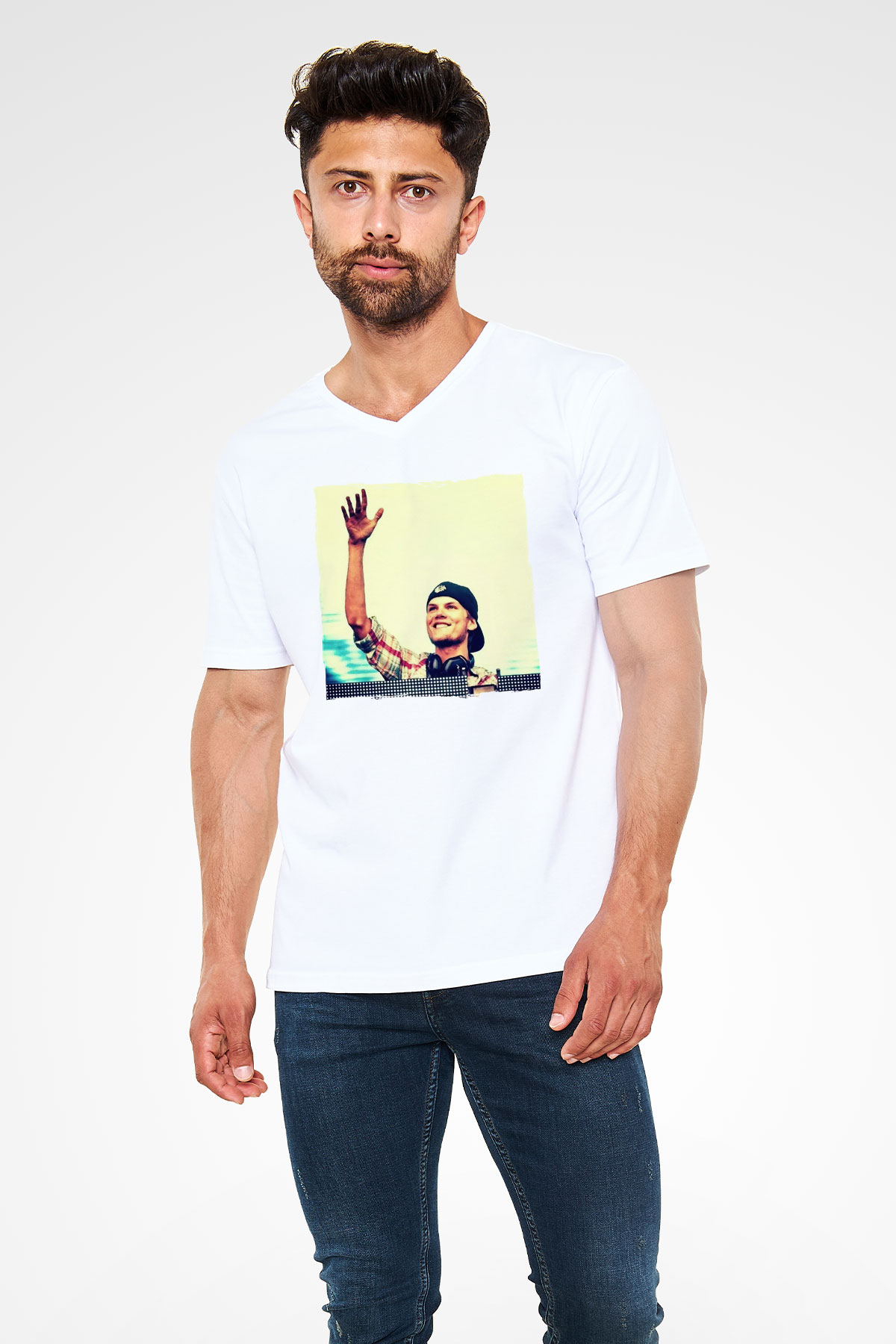 Avicii Beyaz Unisex V Yaka Tişört