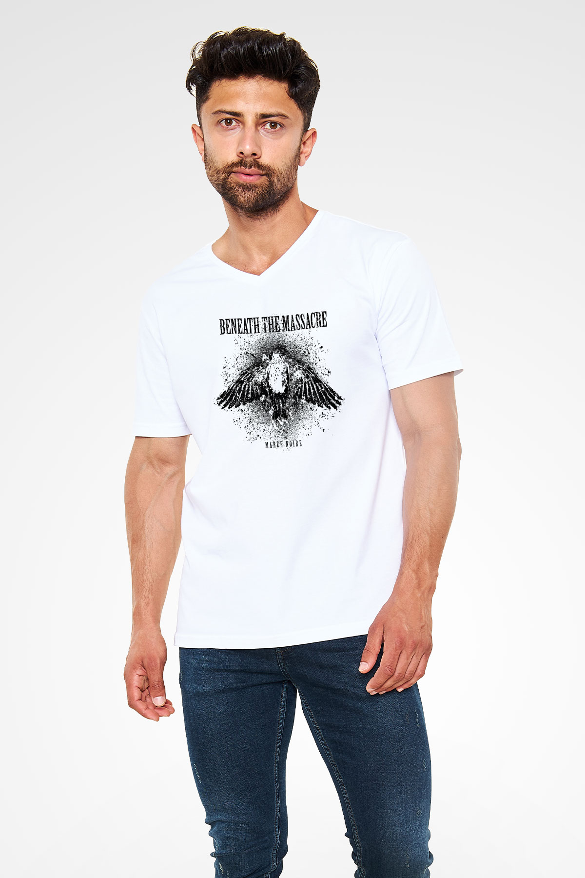 Beneath the Massacre Baskılı Unisex Beyaz V Yaka Tişört