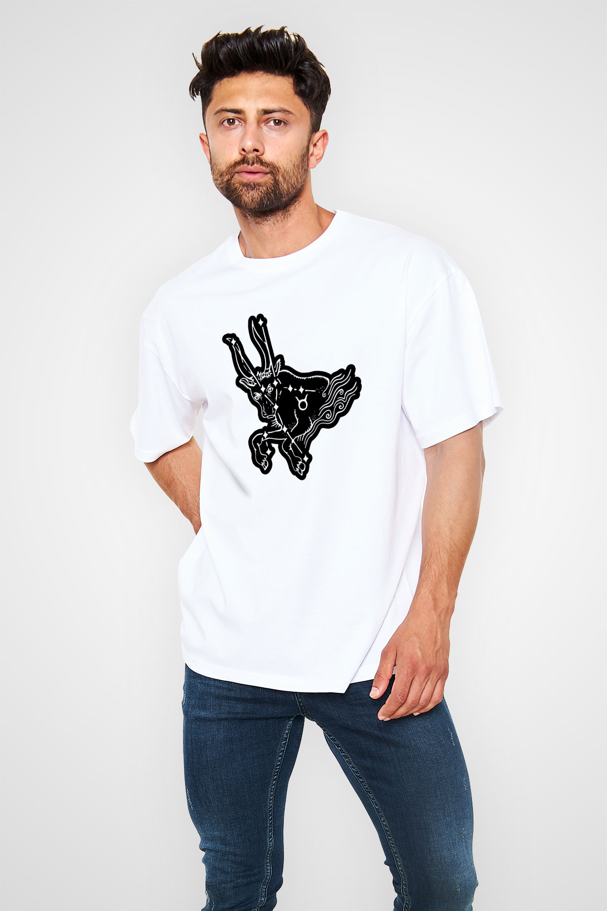 Boğa Burcu Baskılı Beyaz Unisex Oversize Tişört - Tshirt