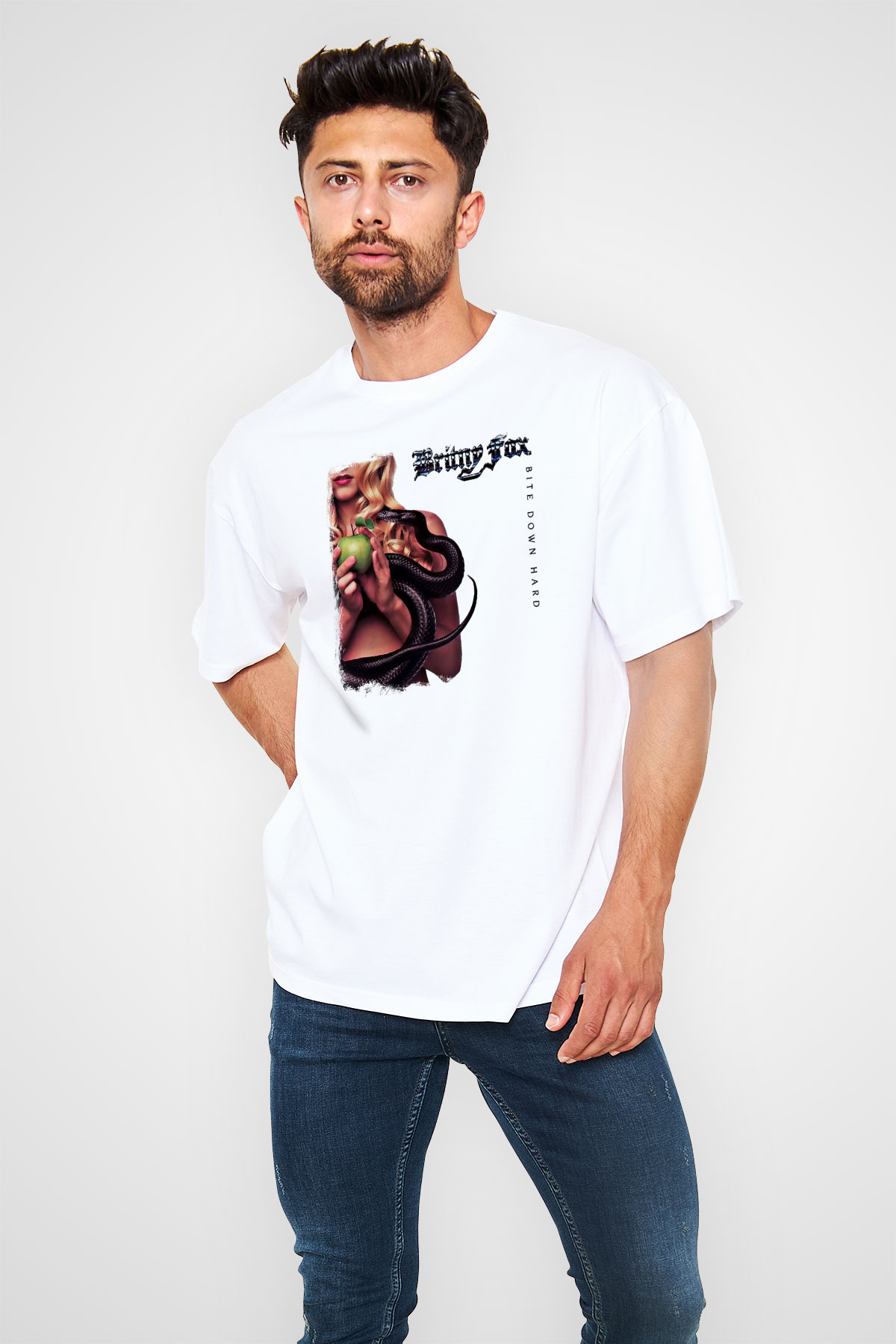 Britny Fox Baskılı Unisex Beyaz Oversize Tişört