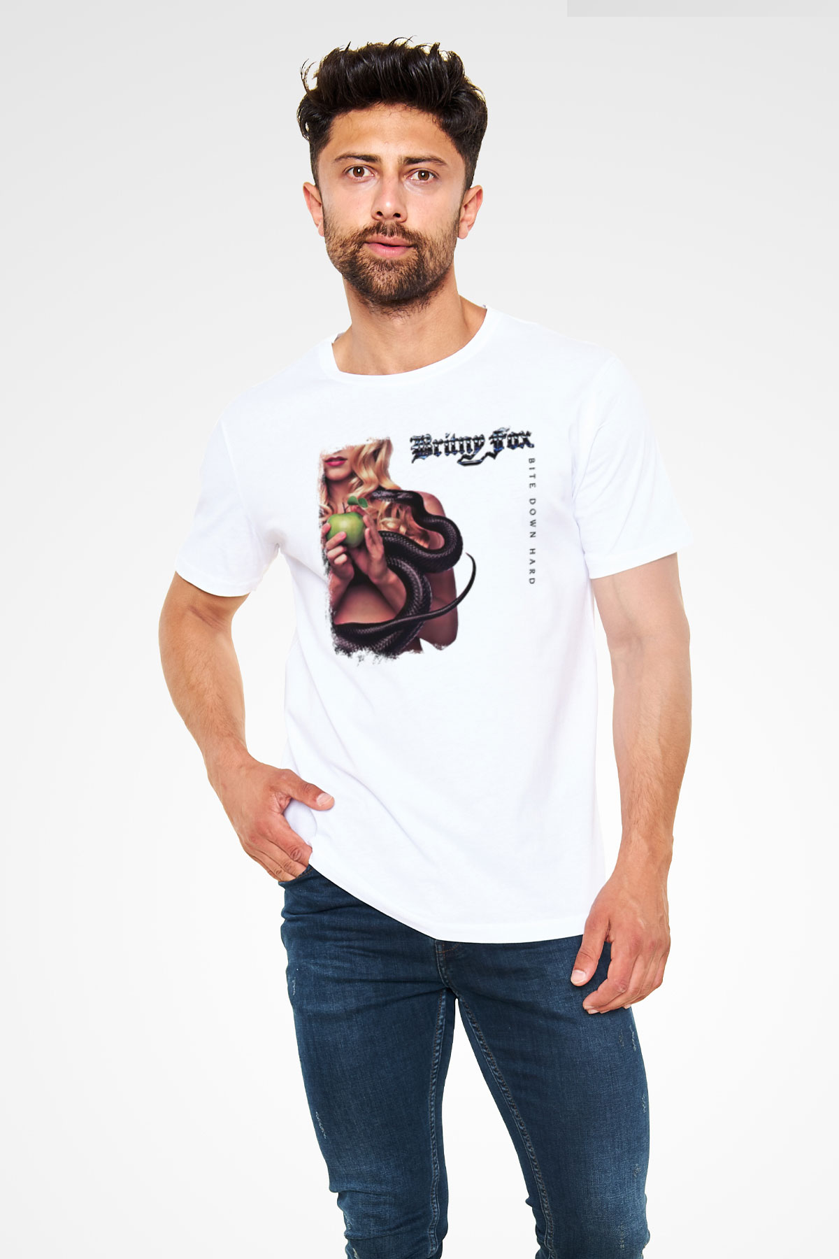 Britny Fox Baskılı Unisex Beyaz Tişört