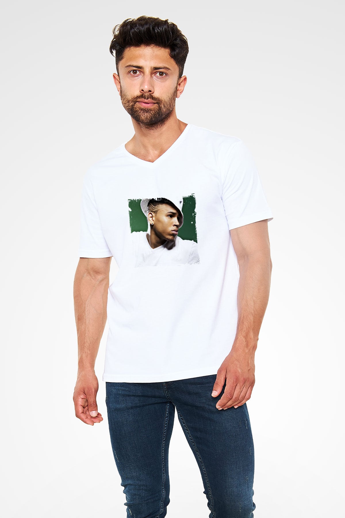 Chris Brown Baskılı Beyaz V Yaka Unisex Tişört
