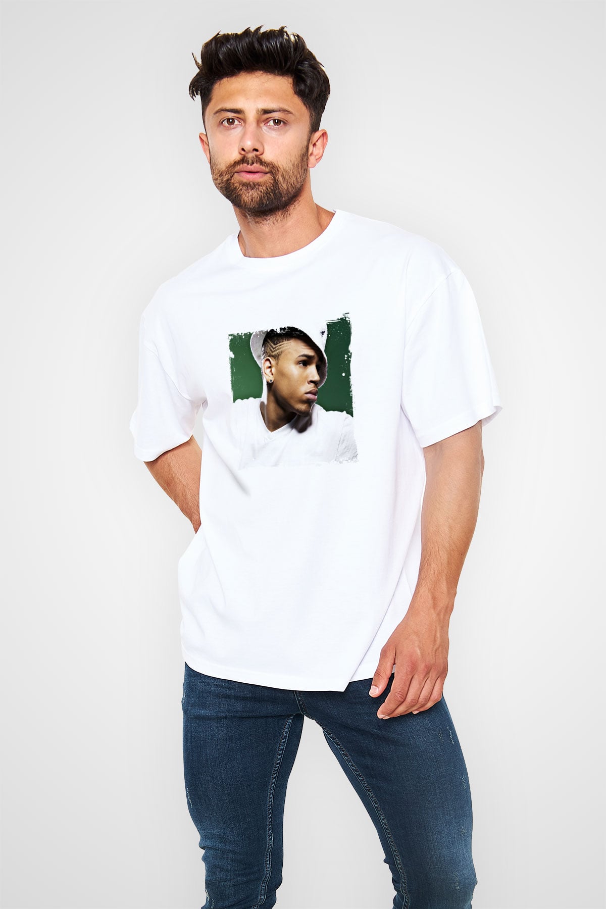 Chris Brown Baskılı Oversize Beyaz Tişört