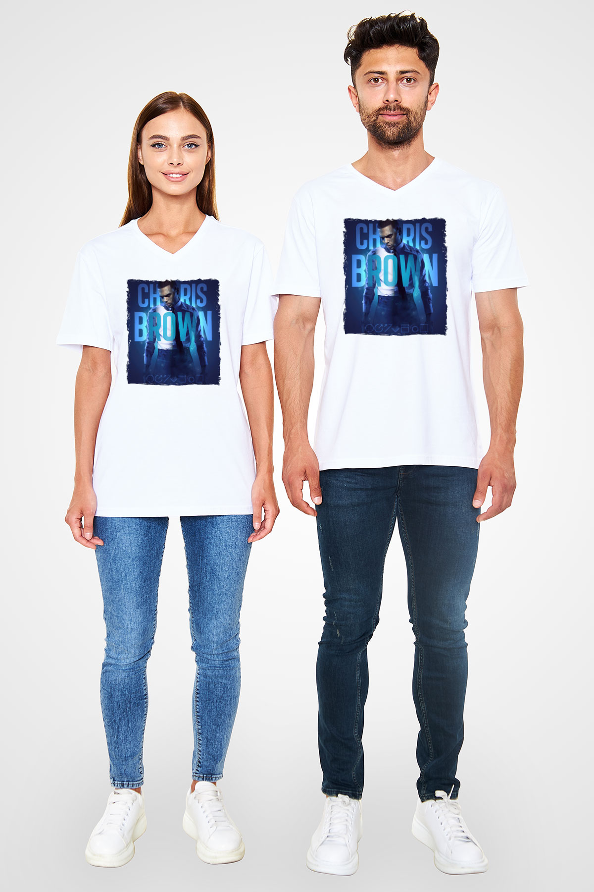 Chris Brown Beyaz Unisex V Yaka Tişört