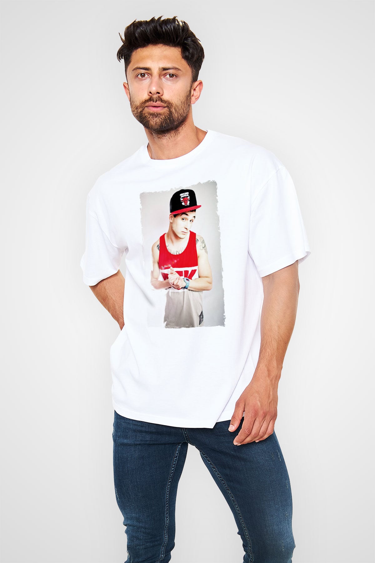 Chris Webby Beyaz Oversize Tişört Oversize T-shirt - TişörtFabrikası