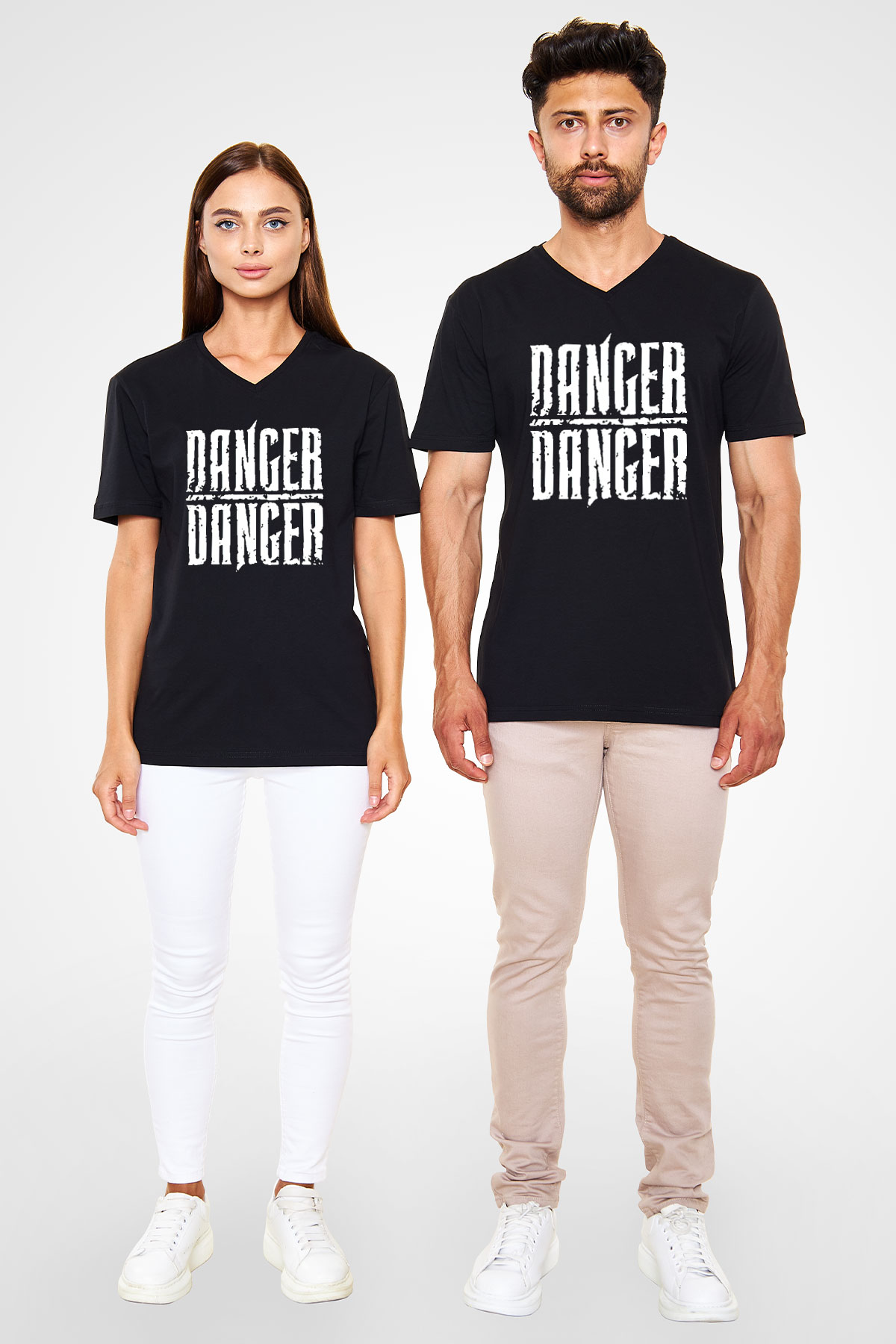 Danger Danger Siyah Unisex V Yaka Tişört