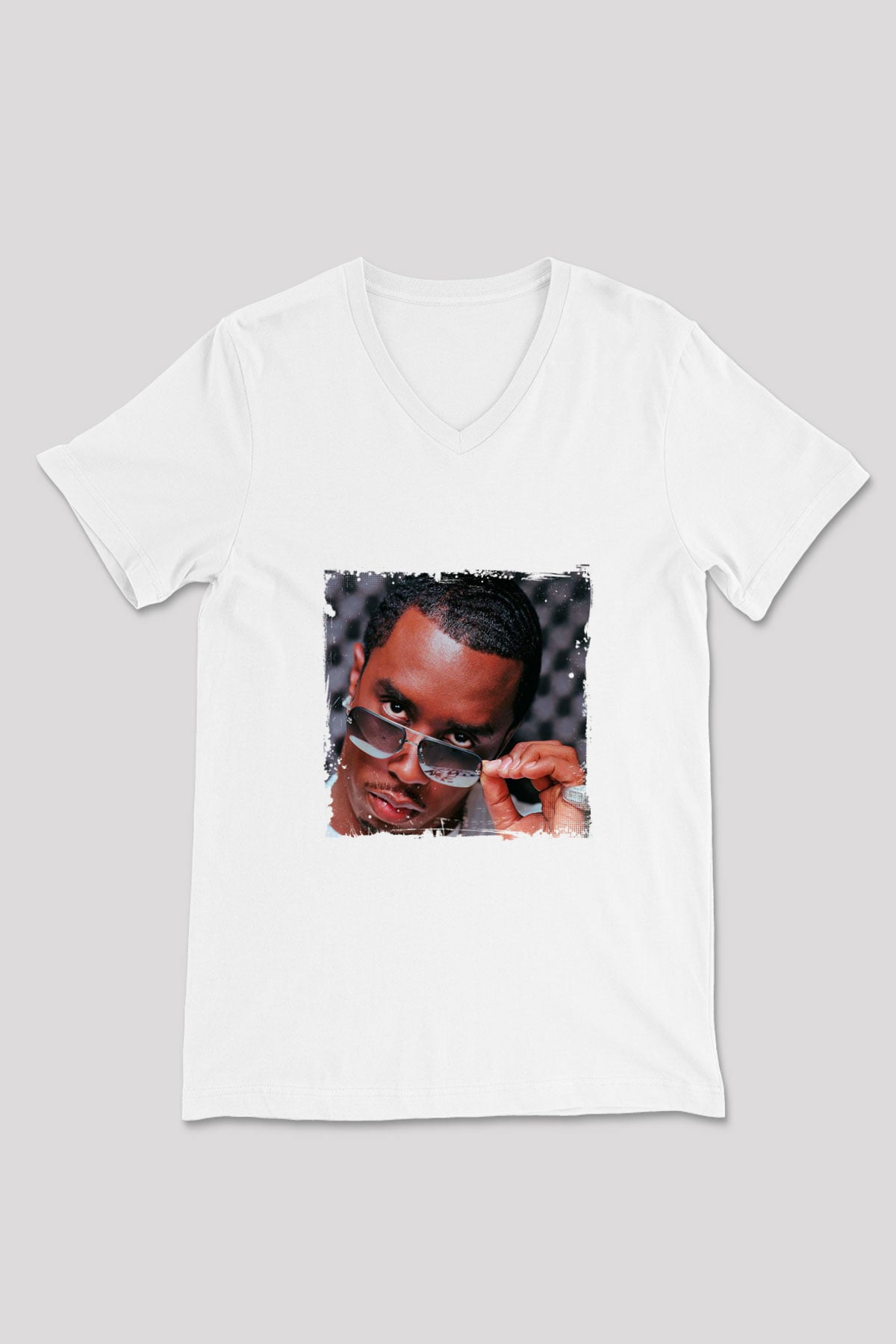 Diddy Baskılı Beyaz V Yaka Unisex Tişört