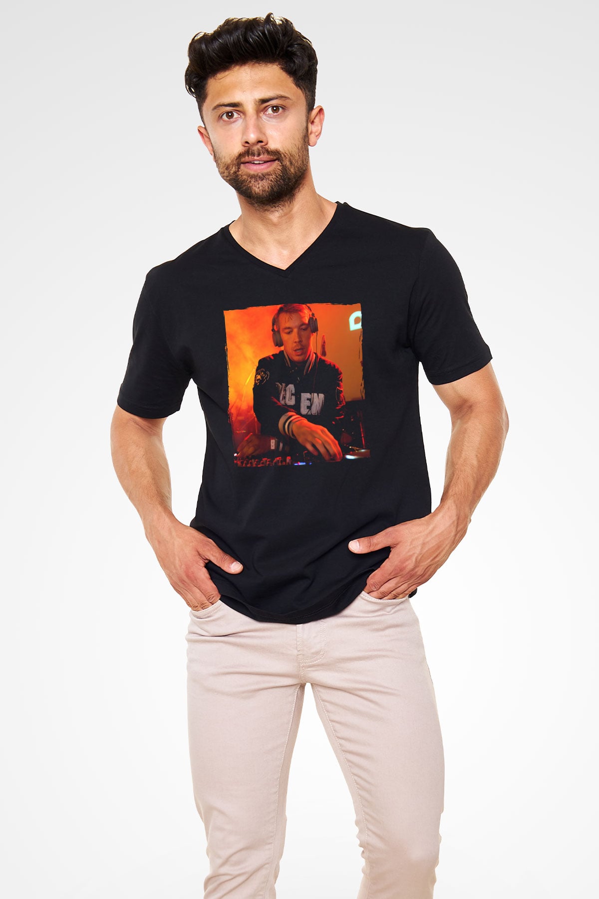 Diplo Siyah Unisex V Yaka Tişört