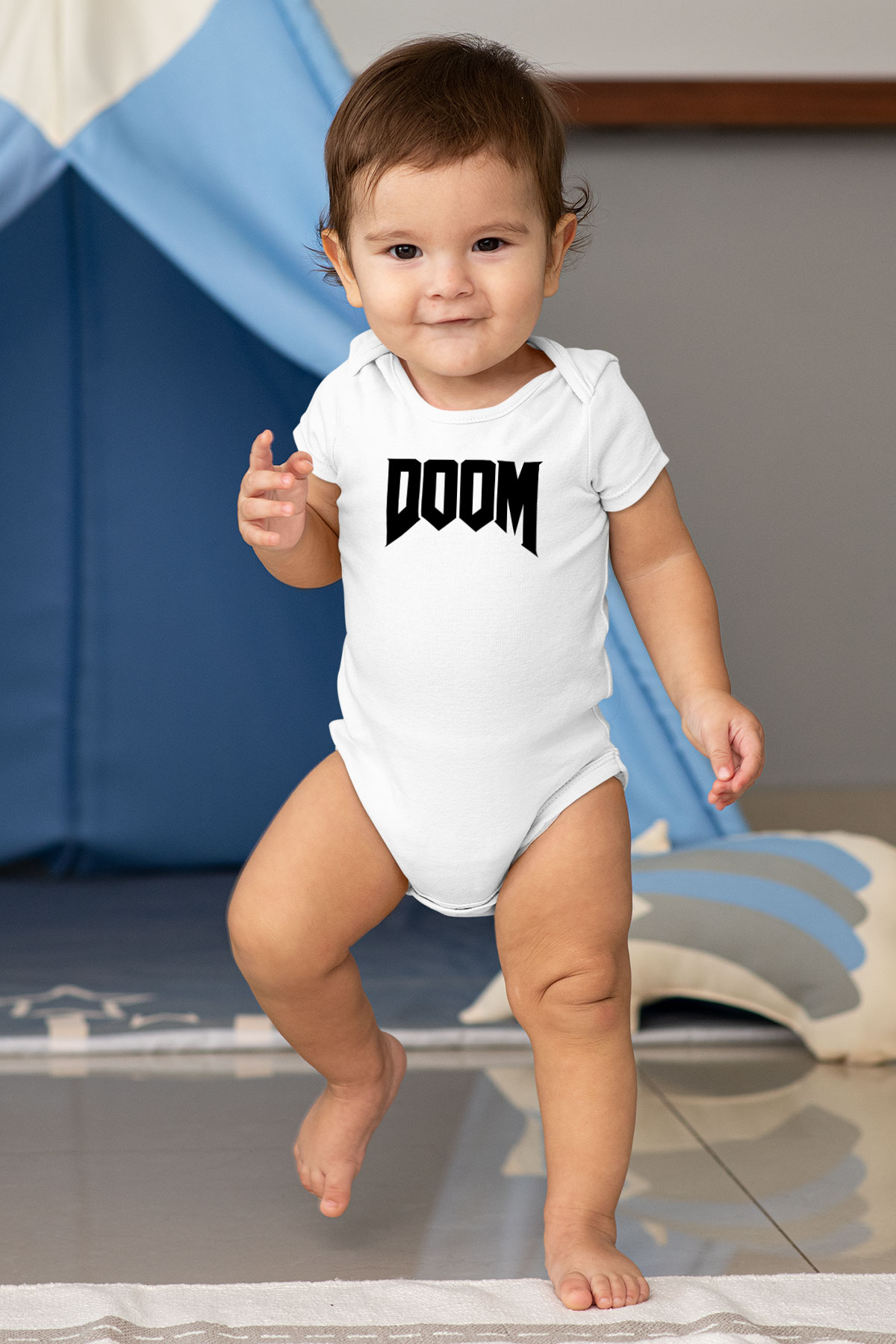 Doom Baskılı Beyaz Unisex Bebek Body - Zıbın