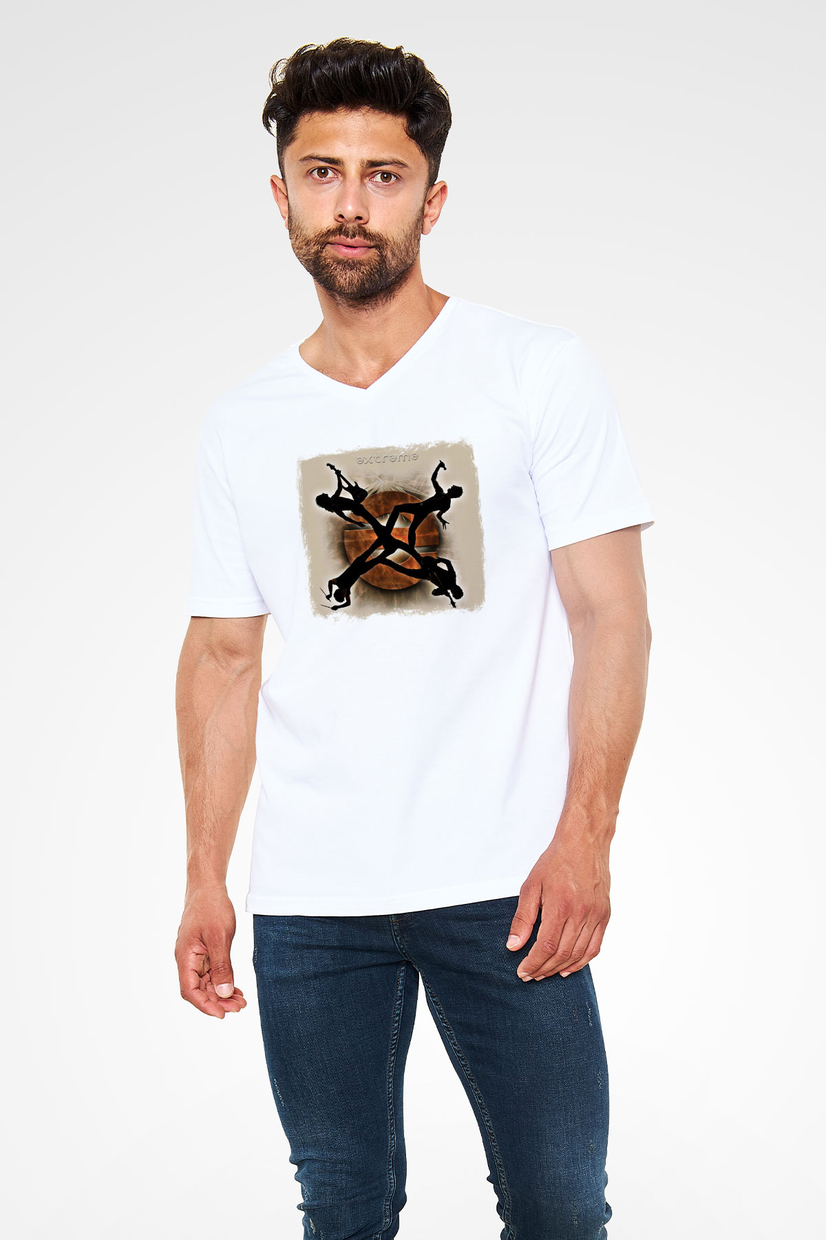 Extreme Baskılı Unisex Beyaz V Yaka Tişört