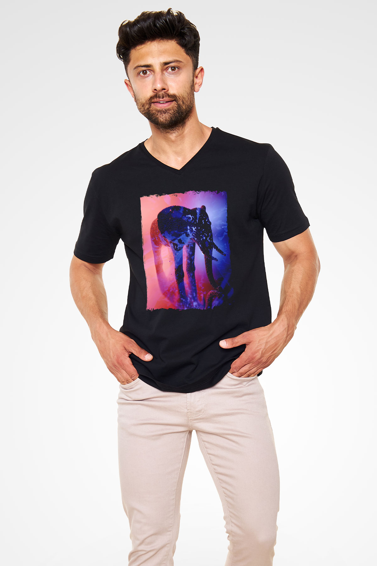 Fil Siyah Unisex V Yaka Tişört