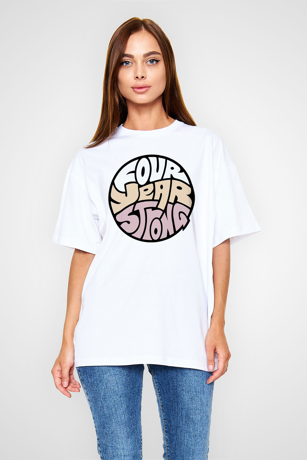 Four Year Strong Beyaz Oversize Tişört Oversize T-shirt - TişörtFabrikası