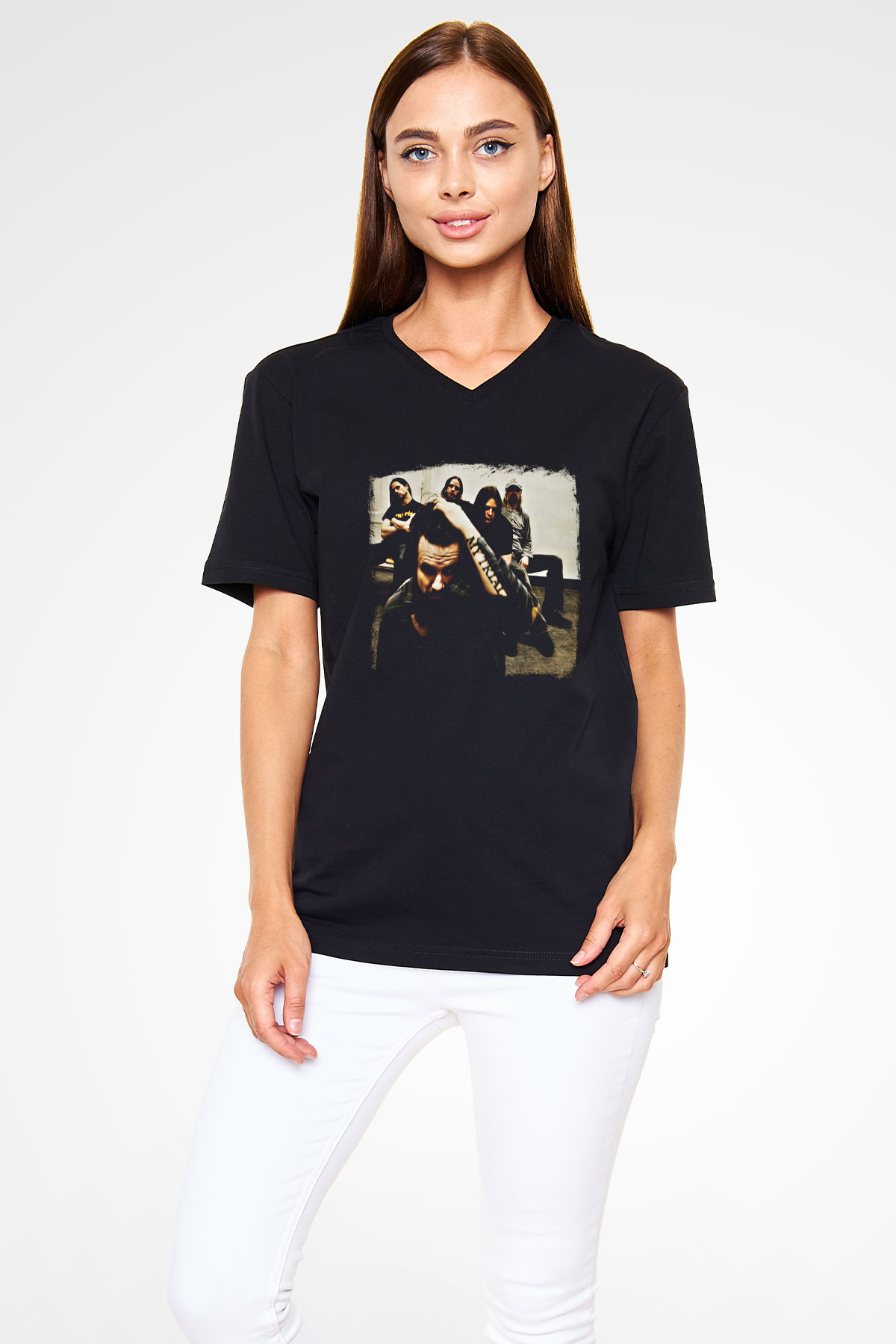 Haunted (The) Baskılı Unisex Siyah V Yaka Tişört